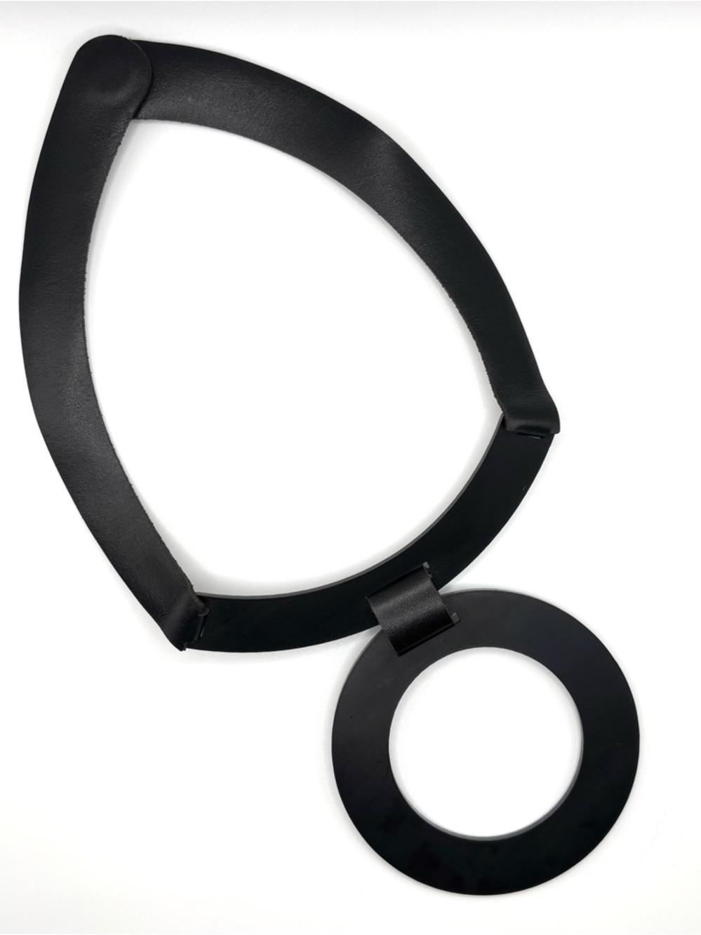 ISKIN Mies Black Leather and Acrylic Minimalist Circle Necklace